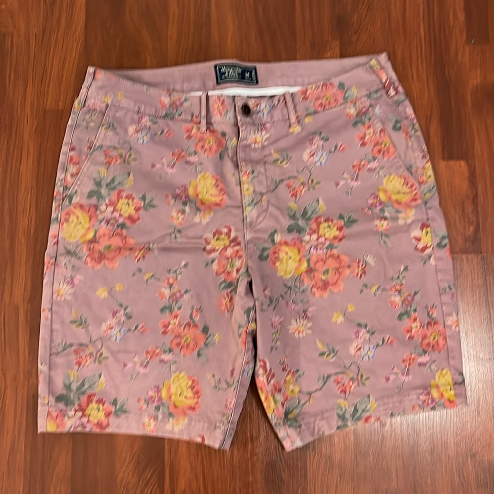 Abercrombie & Fitch floral shorts size 34